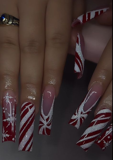 Nails Design With Rhinestones, Colored Acrylic Nails, Classy Acrylic Nails, Box Braids Hairstyles, Gorgeous Nails, Long Acrylic Nails, Christmas Nails, Makeup Nails, Nail Inspo