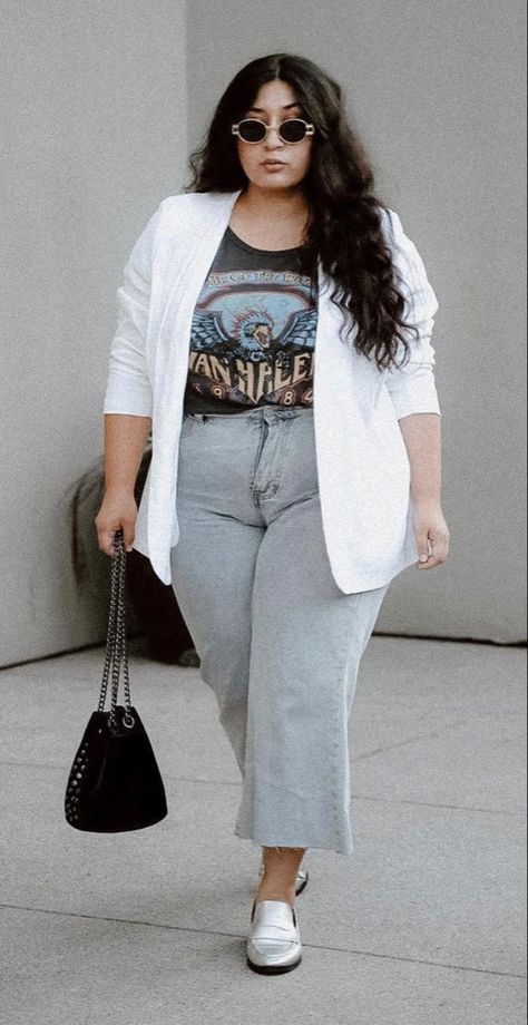 Mid Size Aesthetic, Summer Outfits Big Stomach, Aesthetic Plus Size, Plus Size Summer Outfits Big Stomach, Wizard Fashion, Big Stomach, Outfits Gorditas, Outfit Combos, Plus Size Looks