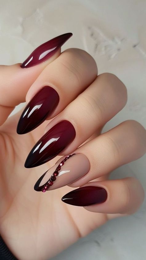 Unique Acrylic Nail Designs, Dark Nail Art, Beach Nail Designs, Dark Red Nails, Maroon Nails, Easter Nail Designs, Matte Nails Design, Unique Acrylic Nails, Dark Nails