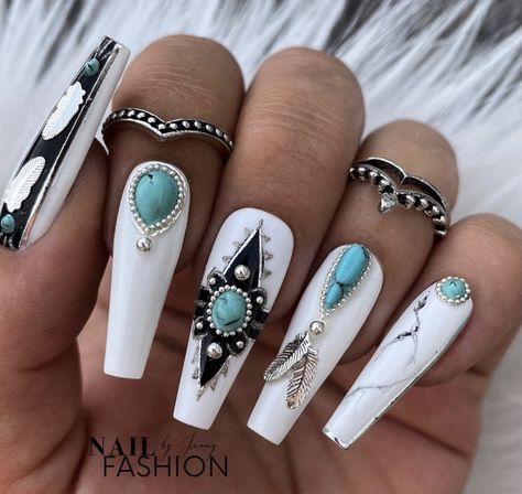 Boho Western Nails, Western Nail Art, Turquoise Nail Designs, Summer Nail Inspiration, Rodeo Nails, Summer Nails Designs, Cowboy Nails, Aztec Nails, Western Nails