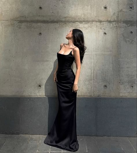 Sheath Prom Dress, Prom Dress Black, Black Evening Gown, Sale Clothes, Classy Prom Dresses, Pretty Prom Dresses, Trending Fashion, Black Prom Dresses, Glam Dresses