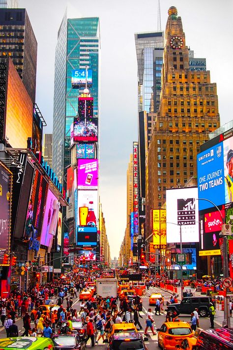 Westin Times Square New York, Timesquare New York City, Hilton Times Square, Ny Times Square, Manhattan Aesthetic, Nex York, New York City Times Square, Time Square New York, Nee York