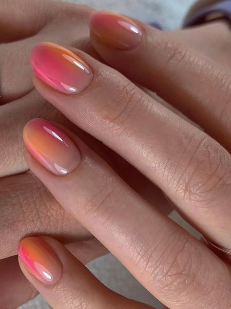 9 Essential Summer 2024 Nail Trends Sunset Nails, Fun Summer Nails, Green Nail Polish, Green Nail, Summery Nails, Popular Nails, Nail Length, Beach Nails, Nail Inspiration