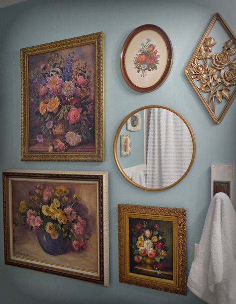 Flower Painting Gallery Wall, Floral Wall Collage, Floral Gallery Wall Ideas, Vintage Floral Gallery Wall, Gallery Wall Cottagecore, Gallery Wall With Plants, 1800s Illustration, Vintage Gallery Wall Ideas, Antique Gallery Wall