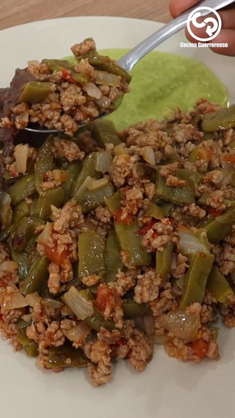 Cocina Guerrerense | Suadero molido con nopales | Instagram Ideas For Food, Ideas Lunch, Healthy Lifestyle Food, Clean Recipes, Healthy Cooking, Mexican Food, Mexican Food Recipes, Meal Prep, Food Ideas