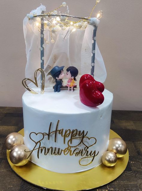 Couple Birthday Cake, 1st Anniversary Cake Ideas Couple, Happy Wedding Anniversary Cake, Love Anniversary Cake, Unique Anniversary Cake Designs, Anniversary Cakes Ideas Couple, Birthday Cake For Wife, Anniversary Cake With Photo, Anniversary Cake With Name