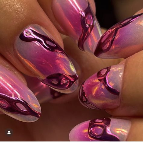 Metallic Chrome Nails, Aura Nail Art, Pink Aura Nails, Aura Nail, Aura Nails, Pink Aura, Chrome Nails, Short Nails, Spring Nails