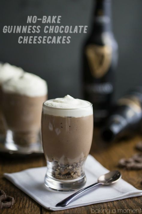 Easy St. Patrick's Day dessert recipe: no-bake chocolate cheesecakes with Guinness, on a crunchy pretzel crust! So fluffy and the flavors are amazing together! #stpattys #stpatricks #beer #dessert #recipe #nobake #easy #chocolate #guinness #pretzel Chocolate Cheesecake Mousse, Beer Dessert, Seasonal Recipes Fall, St Patrick's Day Dessert, Guinness Chocolate, No Bake Chocolate Cheesecake, Mixing Drinks, Pretzel Crust, Cheesecake Mousse