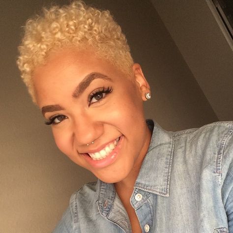 267 Likes, 29 Comments - @ashleycabbage on Instagram: “Happy Sweetest Day ❤️💗💓💕💖💞💘💌💋. Tell someone you love them! Only my fellow Detroiter's and Ohio…” Short Natural Styles, Blonde Twa, Happy Sweetest Day, Short Natural Haircuts, Twa Hairstyles, Tapered Natural Hair, Natural Hair Cuts, Tapered Hair, Natural Hair Short Cuts