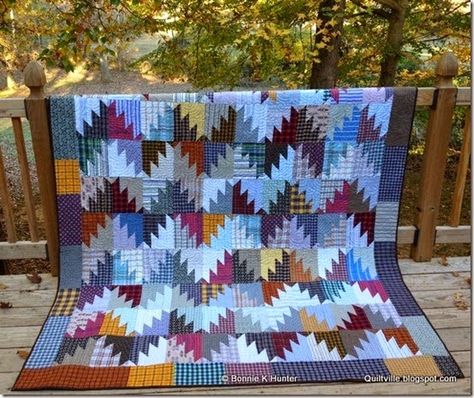 Quiltville's Quips & Snips!!: Scrappy Mountain Majesties! Mountain Quilt Pattern, Mountain Quilt, Lap Quilt Size, Quilt Big, Mountain Quilts, Bonnie Hunter, Lap Quilts, Scrappy Quilt, Quilting Techniques