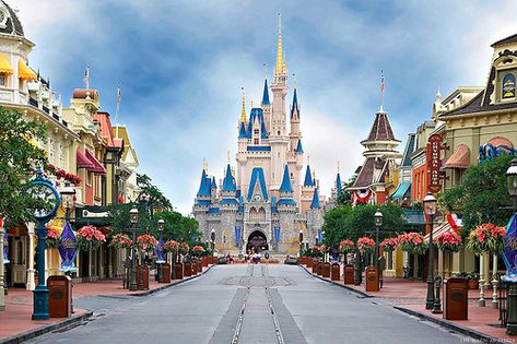 I just booked our Walt Disney World trip for August with free dining plan! OMG I'm so excited, I'm looking forward most to the new Sorcerers of the Magic Kingdom interactive game, and new restaurants to try! They also have something new in place that wasn't there before which is online reservations.. SO much easier, I always had to call each one in, this is awesome! Chateau Disney, Drawing Methods, Disney Castles, Disneyland Anaheim, Disney Lifestyle, Disney Pics, Dream Goals, Disney Paris, Images Disney