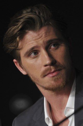 Hot Actors Men, Hot Actors Male Celebrities, Jack Mercer, Actors Men, Man Actor, Men Actors, Garrett Hedlund, Men Face, Tron Legacy