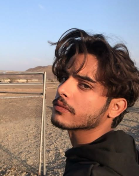 Brown Hair Male, Saudi Men, Middle Eastern Men, Handsome Arab Men, Arab Beauty, Arab Men, Boys Long Hairstyles, Life Quotes Pictures, Boy Pictures