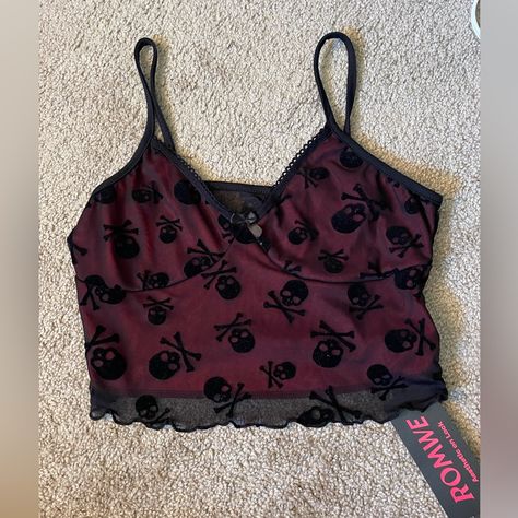 Shien/Romwe Grunge Punk Contrast Skull Mesh Cami Top Nwt Size M Never Worn Brought It Off Shien, But It’s “Romwe” Brand Romwe Outfit Ideas, Grunge Gift Ideas, Scene Tops, Thrifting Clothes, Pirate Core, Romwe Outfit, Grunge Tops, Witchy Outfits, Alt Fits