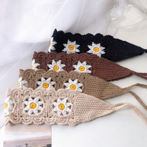 crochet headbands Small Crochet Business Ideas, Crochet Hair Accessories Free Pattern Head Bands, Flower Crochet Headband, Flower Headband Crochet, Crochet Hairbands Pattern Free, Crochet Small Projects, Knitted Hairband, Crochet Bandanas, Crochet Headband Tutorial