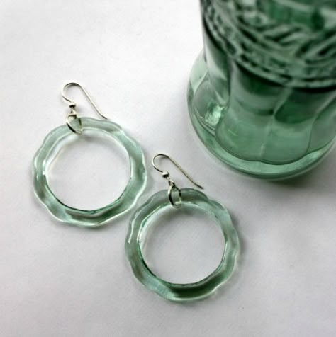 Glass Bottle Jewelry, Recycled Glass Jewelry, Recycled Jewelry Upcycling, Recycling Jewelry, Upcycle Jewelry Box, Bottles Craft, Cola Bottle, Bottle Earrings, Bottle Jewelry