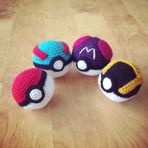 Pokeball Crochet Pattern, Pokeball Pattern, Pokemon Balls, Magic Ring Crochet, Pokemon Crochet Pattern, Crochet Pokemon, Pokemon Pattern, Pokemon Ball, Crochet Ball