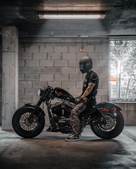 Notorious ☠️ Bobber Motorcycle Diy, Sportster Bobber, Bobber Style, Futuristic Cars Design, Custom Sportster, Harley Davidson Art, Bobber Bikes, Biker Aesthetic, Iron 883