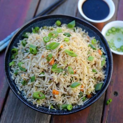 veg fried rice recipe | vegetable fried rice | chinese fried rice - Hebbar's Kitchen Fried Rice Chinese, Veg Fried Rice Recipe, Cooked Rice Recipes, Veg Fried Rice, Vegetable Fried Rice Recipe, Hebbars Kitchen, Chinese Fried Rice, Hebbar's Kitchen, Burfi Recipe