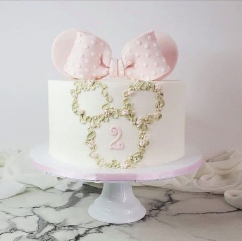 Oh Twoodles Girl Birthday Cake, Minnie Mouse 2nd Birthday Cake, Minnie Mouse Cake Ideas, 2nd Birthday Cake Girl, Pink Minnie Mouse Cake, Minnie Birthday Cake, Minnie Mouse Cake Design, Minnie Mouse Clubhouse, Mickey First Birthday