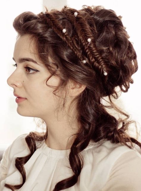 Greek Hairstyles Goddess, Aesthetic Surgeon, Roman Hair, Roman Hairstyles, Greek Hair, Historical Hairstyles, Italian Hair, Medieval Hairstyles, Dyed Hair Inspiration