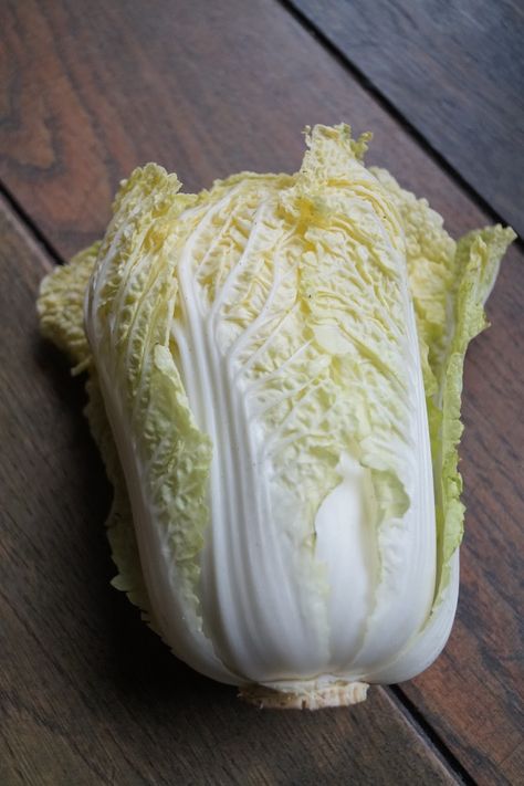 Napa Cabbage Recipes, Thai Crunch Salad, Chinese Kool, California Pizza Kitchen, Korean Cooking, Healthy Veggies, Batch Cooking, Asian Cooking, Healthy Vegetarian