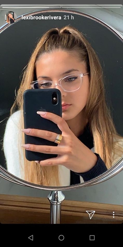 Lexi Rivera Selfie, Lexi Revira Outfits, Lexi Rivera Nails, Alexa Revira, Lexi Rivera Pictures, Lexi Rivera Pics, Lexy Rivera, Lexi Rivera Instagram, Lexi Rivera Outfits