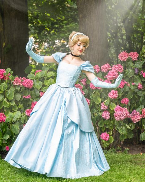 🩵🩵🩵 How haven’t I shared this masterpiece by @mariejeanne_sol_photography yet! I love this photo so much it’s pure magic✨🩵 #cinderella #disney #princess #disneyprincess #cosplay #cinderellacosplay Cinderella Poses, Disney Poses, Cinderella Cosplay, Cinderella Disney, Cinderella, Love This, I Love, Disney Princess, Pure Products