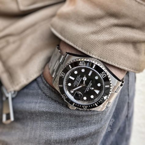 Suits And Tattoos, Rolex Submariner Black, Rolex Submariner Date, Rolex Tudor, Rolex Submariner No Date, Submariner Date, Pilot Watch, Rolex Submariner, Cool Watches