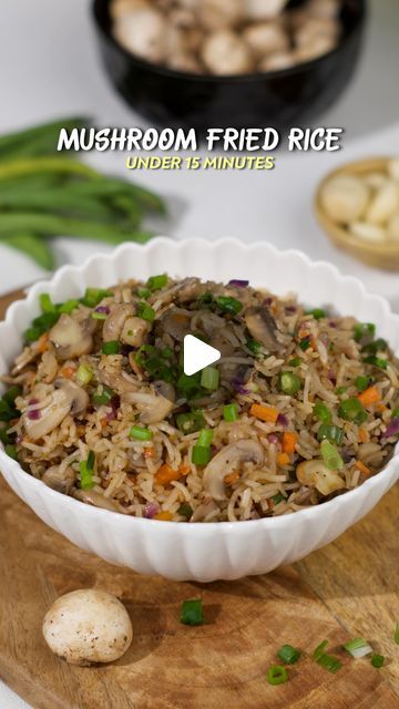 Mounika Erukulapati on Instagram: "Mushroom Fried rice😍   Ingredients: Butter - 2 tbsp Garlic - 1 tbsp chopped Mushrooms - 200g sliced Green chillies - 2 chopped Carrot - 1 chopped Beans - 4 chopped Red cabbage - 1/4 cup chopped Boiled rice - 3 cups Salt as per taste Black pepper powder - 1/2 tbsp Soy sauce - 1 tbsp Green chilli sauce - 1 tbsp Spring onion - handful of chopped.   #mushroom #mushroomfriedrice #indiancuisinecorner #indianfood #indiancuisinetelugu #foodblogger #foodtalksindia #reels #reelsinstagram #reelitfeelit #reelsvideo #foodporn #indianfood #indianrecipes #yummy #streetfood #instagood #instagram #instadaily #foodstagram #indiancuisine #indianstreetfood #telugublogger #telugufoodblog #instafam  #foodie #foodblog" Fried Rice Ingredients, Mushroom Fried Rice, Green Chilli Sauce, Variety Rice, Boiled Rice, Rice Ingredients, Indian Street Food, Pepper Powder, Chilli Sauce