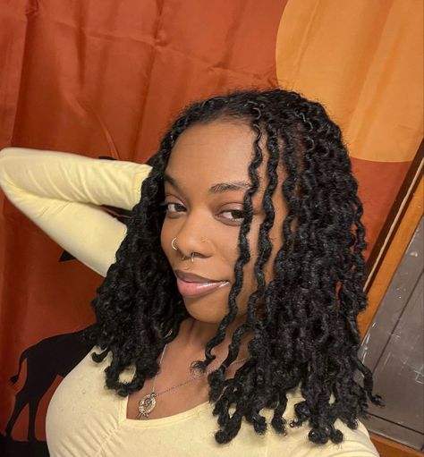 Long Curly Locs Black Women, Short Curly Locs Black Women, Jet Black Locs On Black Women, Female Locs, Wavy Locs, Black Women Locs, Locs With Curly Ends, Locs Black Women, Locks Hairstyles