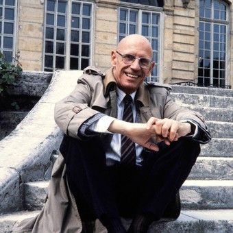 Michel Foucault. Un borrador de lujo sobre el poder - 30/09/2019 - Clarín.com Philosophy Memes, Michel Foucault, French Culture, Philosophers, Dark Academia, Kid Names, Einstein, Photo Art, Philosophy