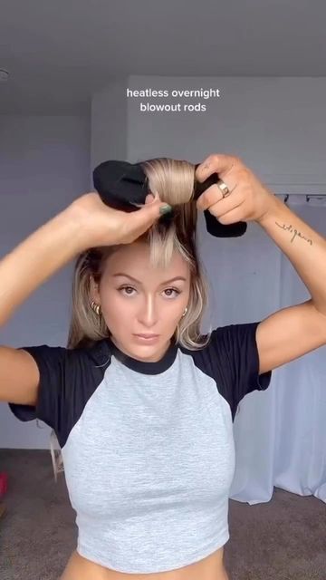 Overnight Blowout Hair, Cool Hair, Boho Beauty, Blowout Hair, Hair Tutorials For Medium Hair, Peinados Fáciles Para Cabello Corto, Hair Stylies, Hairdo For Long Hair, Hair Stylist Life