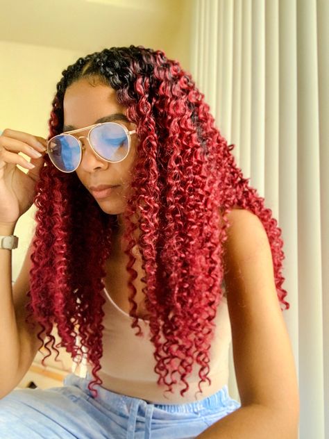 Red lulutress island twist crochet hair Red Crochet Hairstyles, Red Crochet Braids, Crochet Twist Hairstyles, Best Crochet Hair, Natural Protective Styles, Crochet Curls, Island Twist, Red Hairstyles, Crochet Styles