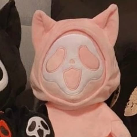 Matching Rat Pfp Couple, Pfp Matching Valentines, Kawaii And Emo Matching Pfps, You Me And Her Matching Pfp, Gaming Couple Matching Pfp, Matching Ghostface Pfps Couple, Alternative Matching Pfp, Dating Matching Pfp, Matching Pfp Pink And Black