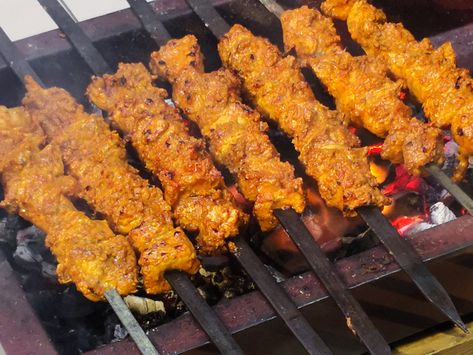 BBQ beef tikka boti special.How to make kheeri tikka boti.Authentic recipe of BBQ. Beef Tikka, Bbq Beef, Snapchat Streak, Food Snapchat, Tandoori Chicken, Snapchat, Chicken, Ethnic Recipes, Quick Saves