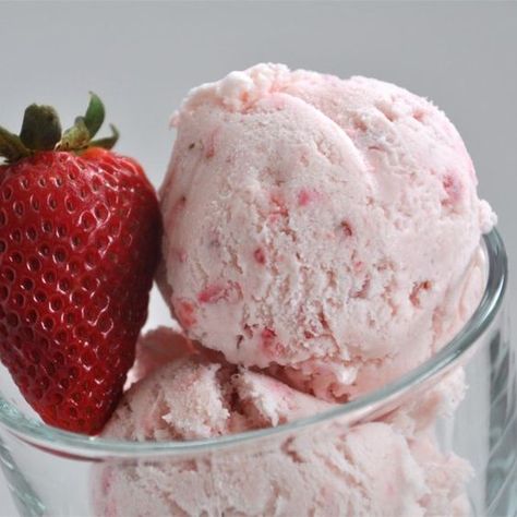 Easy, Eggless Strawberry Ice Cream | "Use your ice cream maker to create this rich and creamy strawberry ice cream. There are no eggs in this recipe." Homemade Strawberry Ice Cream, Strawberry Ice Cream Recipe, Ice Cream Maker Recipes, Ice Cream At Home, Homemade Ice Cream Recipes, Frozen Custard, Cream Desserts, Easy Strawberry, Make Ice Cream