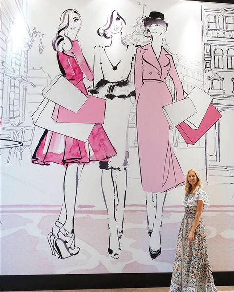 That time I felt pretty small in Macao...! 💕🌷 At @theparisianmacao x Kerrie Hess, Fashion Illustrators, Megan Hess, Fashion Drawings, Watercolor Fashion, Shop Art Prints, Art Courses, Fashion Illustrator, Fashion Illustrations