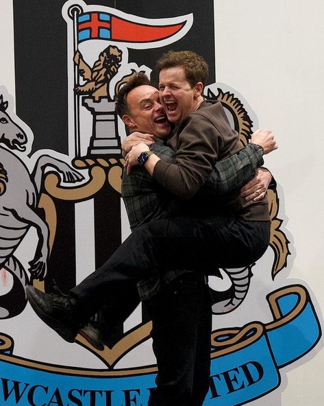 Ant carrying dec Ant And Dec, Declan Donnelly, Ant & Dec, Best Duos, March 16, Fav Celebs, Next Week, Ants, Camera Roll