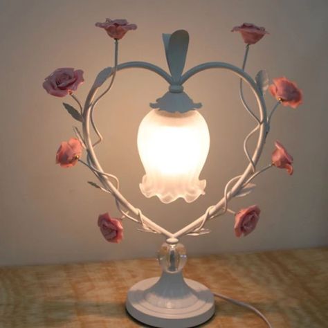 Lampe Art Deco, Fancy Stuff, Room Deco, Pretty Room, Dreamy Room, Dream Room Inspiration, Room Makeover Inspiration, Cute Room Decor, Room Inspiration Bedroom