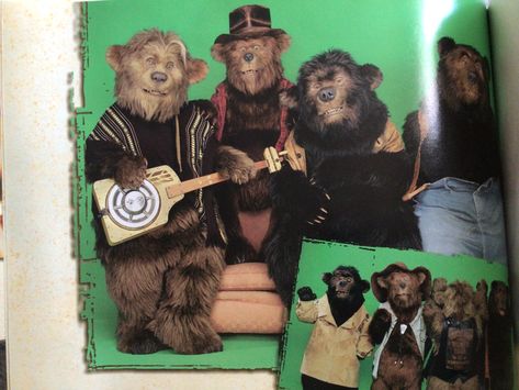 From The Country Bears fanbook Country Bears, Farm Houses, Movie Images, Fan Book, Vintage Disney, Bears, Singing, Book Cover, Fan