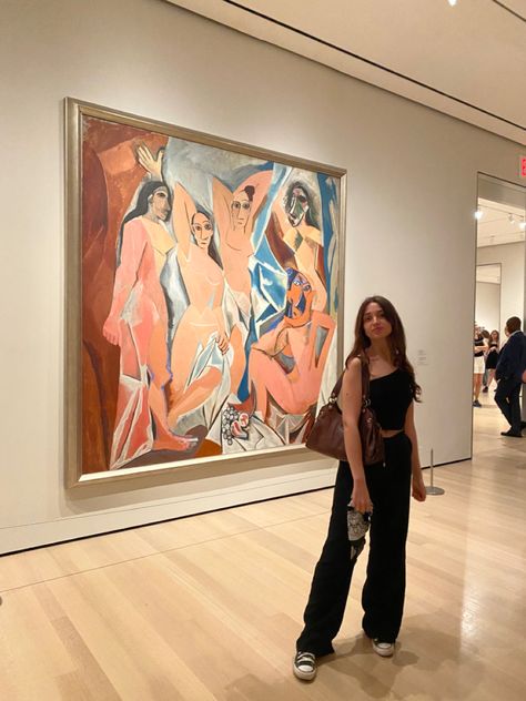 MOMA, art, painting, picasso, girl, black outfit, big fram, new york Painting Picasso, Moma Art, Moma Museum, Museum Outfit, Black Outfit, York City, New York City, Art Painting, Vision Board