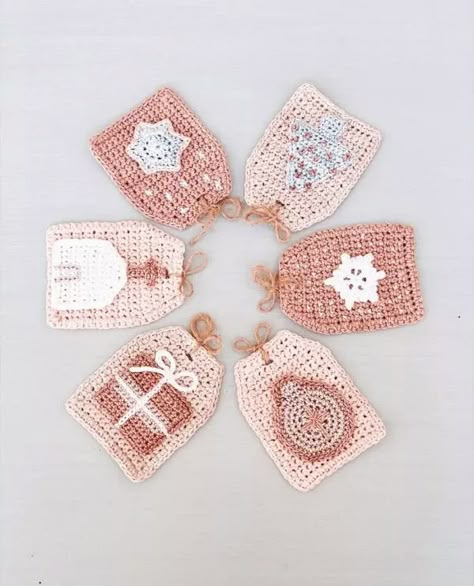 crochet christmas decorations 42 Diy Crochet Ornaments, Crochet Christmas Garland, Christmas Gift Tags Free, Christmas Crochet Patterns Free, Crochet Stocking, Gift Labels Christmas, Crochet Christmas Stocking, Crochet Christmas Gifts, Crochet Xmas