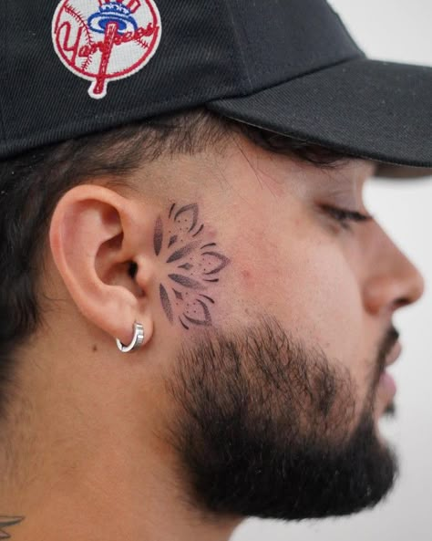 Flower Ear Tattoos, Tattoo Ideas For Men Minimalist, Simple Ear Tattoos, Men Ear Tattoo, Small Ear Tattoos, Ear Tattoos For Men, Inner Ear Tattoo, Tattoos Ear, Small Face Tattoos