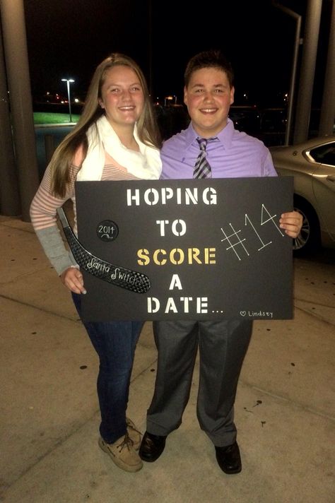 "Hoping to Score a date" Santa Switch / Christmas dance / Promposal way to ask a Hockey Player Promposal Ideas For Him Hockey, Hockey Hoco Proposals Ideas, Hockey Promposal For Him, Md Proposals, Hockey Hoco Proposals, Turnabout Proposal, Dance Promposal, Sadie Proposals, Hockey Promposal