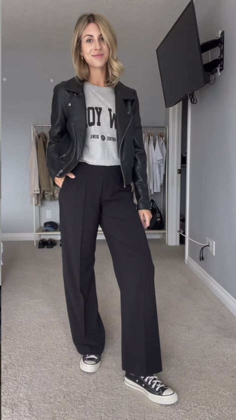 Black Pants With Converse, Business Casual With Converse, Star Converse, Winter Fashion Outfits Casual, Woman Style, Black Dress Pants, Outfits Casual, Winter Fashion Outfits, Work Fashion