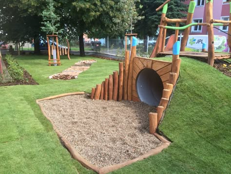 Kindergarten Outside Area, Sensory Garden Ideas, Kindergarten Garden, Kids Garden Play Area, Sensory Gardens, Natural Play Spaces, Dog Backyard, Kids Backyard Playground, Play Area Backyard