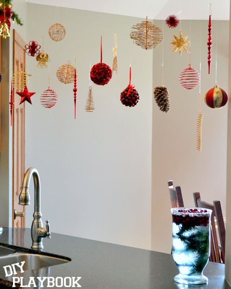 Floating Garland, Floating Christmas Ornaments Diy, Floating Christmas Ornaments, Floating Ornaments From Ceiling, Hanging Ornaments From Ceiling Diy, Floating Ornaments Diy, Floating Christmas Decorations, Christmas Ornaments Hanging From Ceiling, How To Hang Ornaments Without A Tree