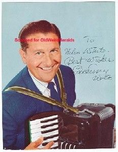 The Lawrence Welk Show The Lawrence Welk Show, Lawrence Welk, Male Celebrity, Tv Vintage, Vintage Television, Vintage Pop, Classic Television, Male Celebrities, Thanks For The Memories