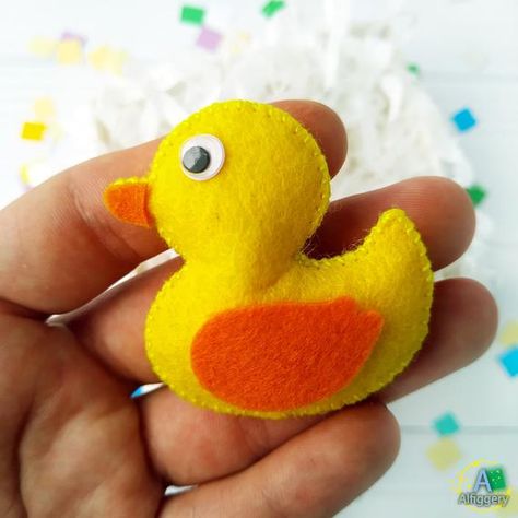 Yellow bath duck felt brooch Personalization brooch Duck jewelry Duck pin Felt duck Bath toy jewelry Felt Duck, Duck Jewelry, Cruise Ducks, Duck Quack, Toy Jewelry, Duck Pin, Bath Duck, Duck Bath, Felt Plushie